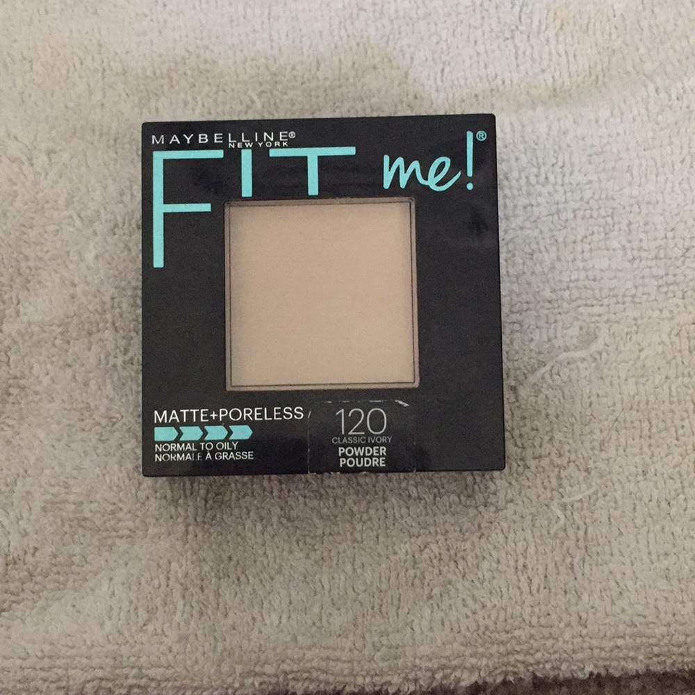 powder/concealer.